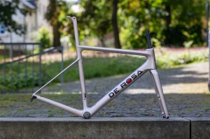 Rámová súprava DE ROSA Merak Disc Champagne 52 (55)