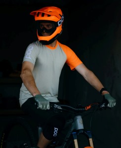 Přilba POC Otocon Race MIPS Fluorescent Orange Avip/Uranium Black Matt 5 (4)