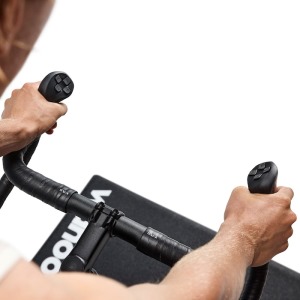 Cyklotrenažér WAHOO Kickr Bike Pro 1 (1)