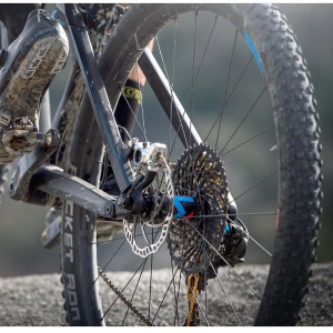 Kotoučová brzda MAGURA MT8 Pro 1-finger HC 4 (3)
