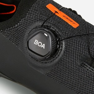 Tretry DMT KM30 Black/Black 5 (4)
