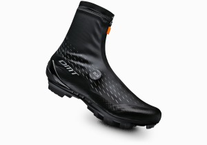 Zimní tretry DMT WKM1 Black/Orange