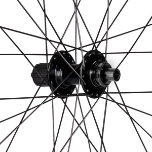 Zapletený bicykel FORCE XC 29 Shimano Center Lock 32 dier zadný (2)