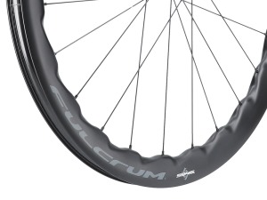 fulcrum-laufradsatz-28-soniq-42-carbon-center-lock-shimano-road~2 (7)
