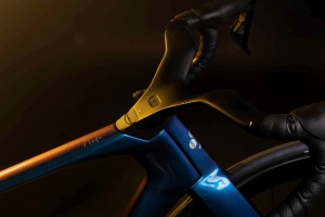 Silniční kolo COLNAGO Y1Rs YSBO Sram Force E1 L 4 (15)