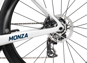 Studio MONZA PEARL WHITE Force E1 D002 99d60d (1)