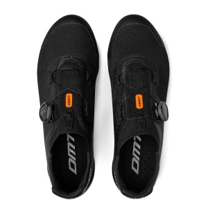 Tretry DMT KM4 Black/Black 4 (4)