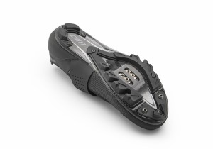 Tretry DMT MH10 Black/Black 8 (7)