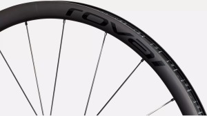 Zapletené kolo SPECIALIZED Roval Terra CLX 2023 přední 3 (2)
