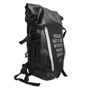 THE VANDAL Waterproof You Are Not Stuck In Traffic You Are Traffic Black_3 (3)