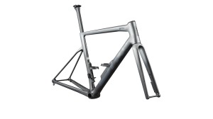 Rámová sada BMC Teammachine SLR 01 Silver Carbon / Carbon 54 - Promo 1 (3)