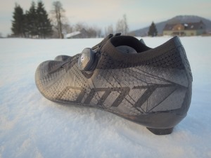 Tretry DMT KR1 Black/Black 9 (18)