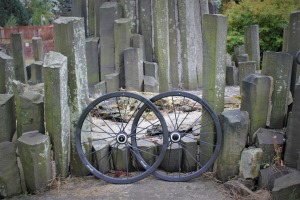 Zapletená kola LIGHTWEIGHT Pfadfinder Evo Disc 18 (23)