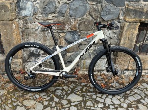 Horské kolo KTM Myroon Pro Opal White 1 (1)
