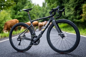 Cestný bicykel CINELLI Pressure ADR Black Coal Ultegra Di2 12s 51